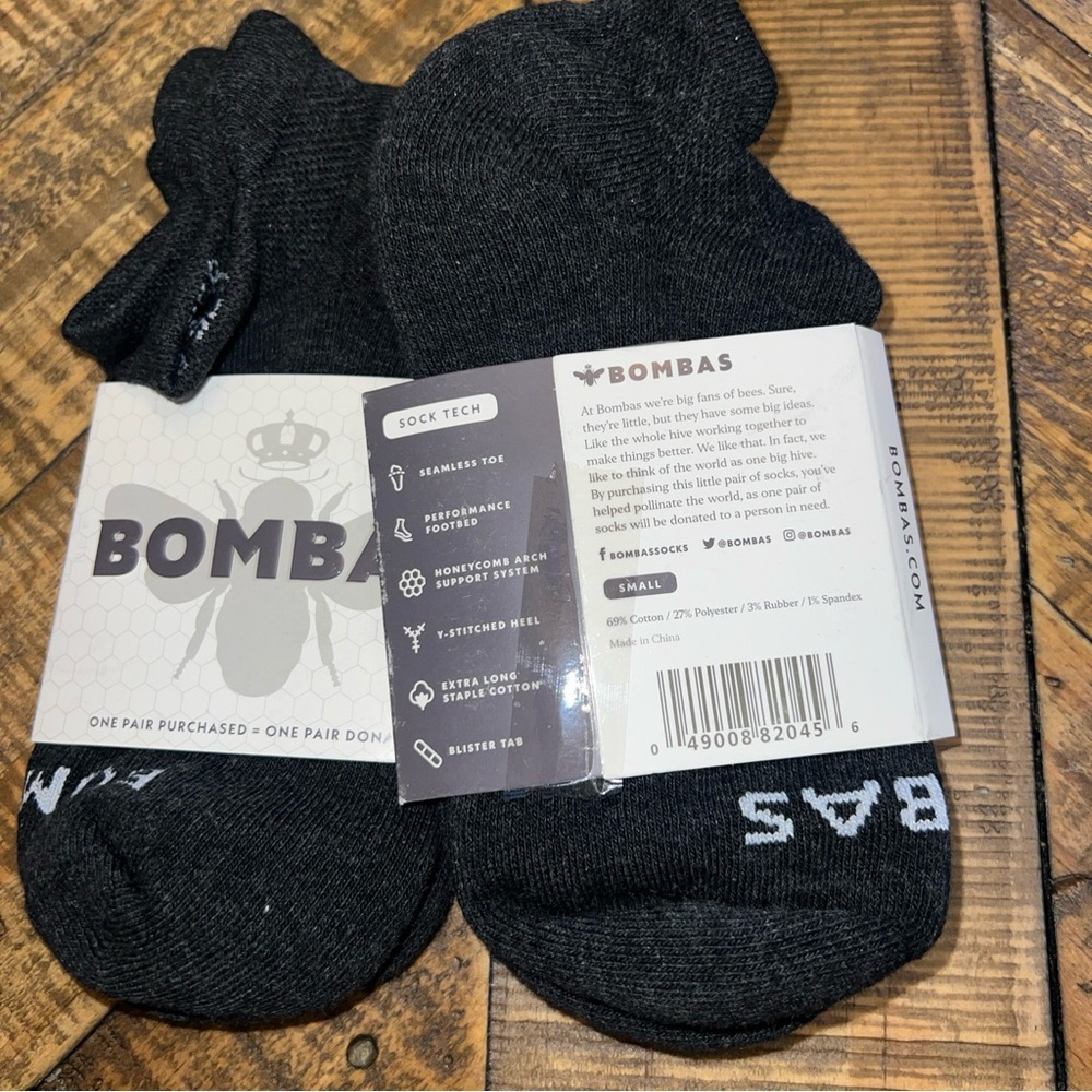 Bombas Size Small Ankle Socks 2Pair